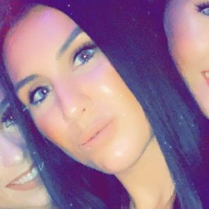 Meet your Posher, Ash